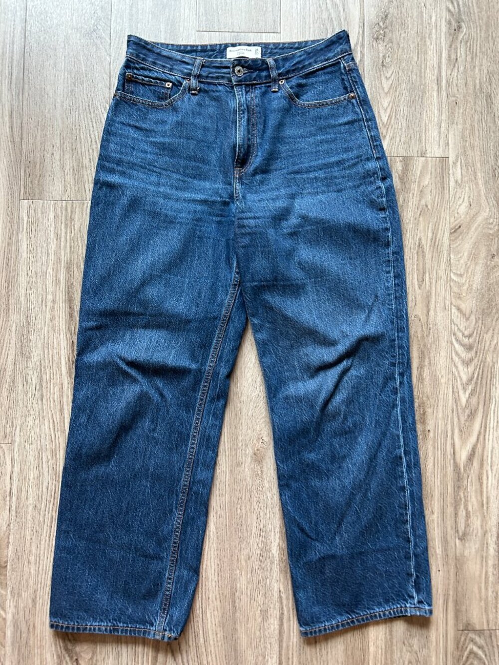 Abercrombie & Fitch The Loose High Rise Wide Leg Jean Curve Love Dark Wash Sz 6 - Picture 2 of 9